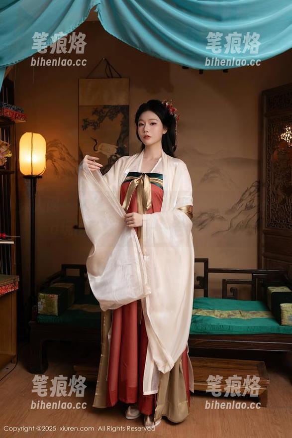 秀人网-玛鲁娜Manuela 秀人网 - 本是天台,却被玛鲁娜Manuela玩出了新花样——合集来袭!