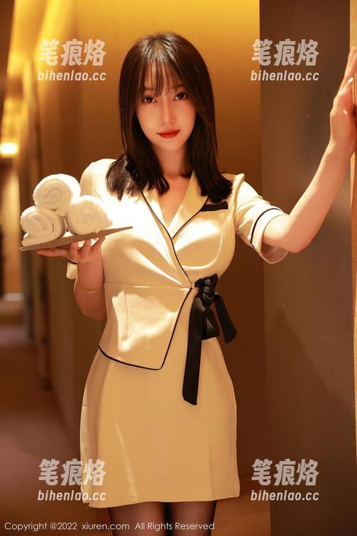秀人网 - 金允珍呐，作品中的裸足通常是无声的表达