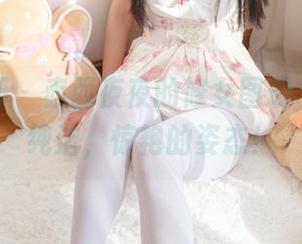 稚乖画册 – 赤西夜夜的修女图册，低调的纯洁，惊艳的姿态！
