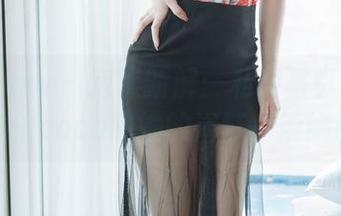 花漾show – 泡澡新解：私房写真里的赵惟依coco和她的浴缸小情绪！