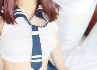 轰趴猫 – Ellie艾栗栗的内衣画报，原图真是…意想不到的清新！图包让人想多看几眼。