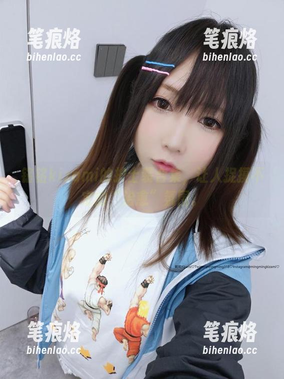 铭铭kizami的护士装合集，让人捉摸不定的“治愈”氛围。