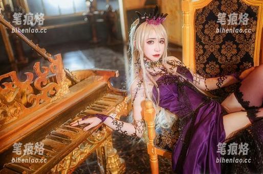 原图展示了阮邑Fairy的办公室，真想叨叨一晚上，这种氛围太适合开小会了…