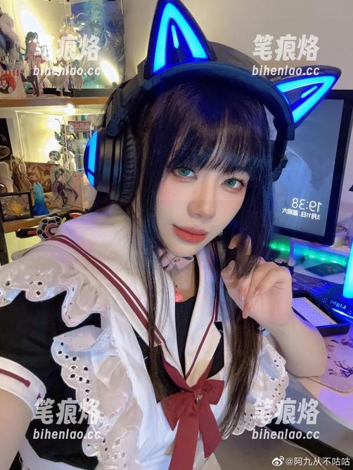 阿九从不咕咕的日常私拍合集，虽然看似随意，暗潮汹涌！