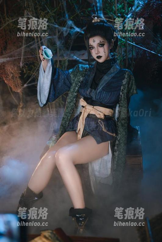 你以为是看美照，其实是在看阿薰kaOri的“甜心”表演。