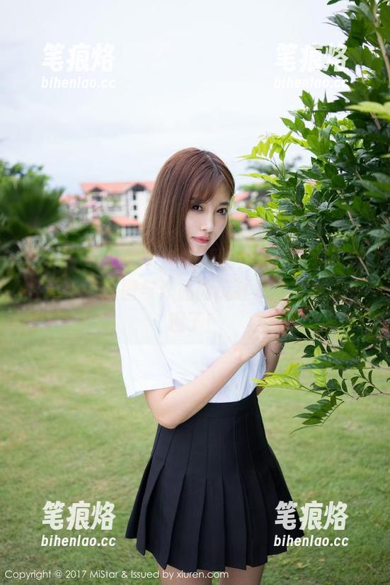 魅妍社-小乔Joyi 魅妍社 - 小乔Joyi的旗袍,多个姿势一次性奉上,原图与作品的疯狂对比实在太有趣了!