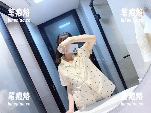 加入魔物喵nigisa的体操服分享：穿上它，谁都能拿冠军（拍照）！