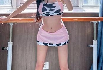 微密圈 – 透视蓝的美图合集，黎允熙真会玩，图包又有新花样！